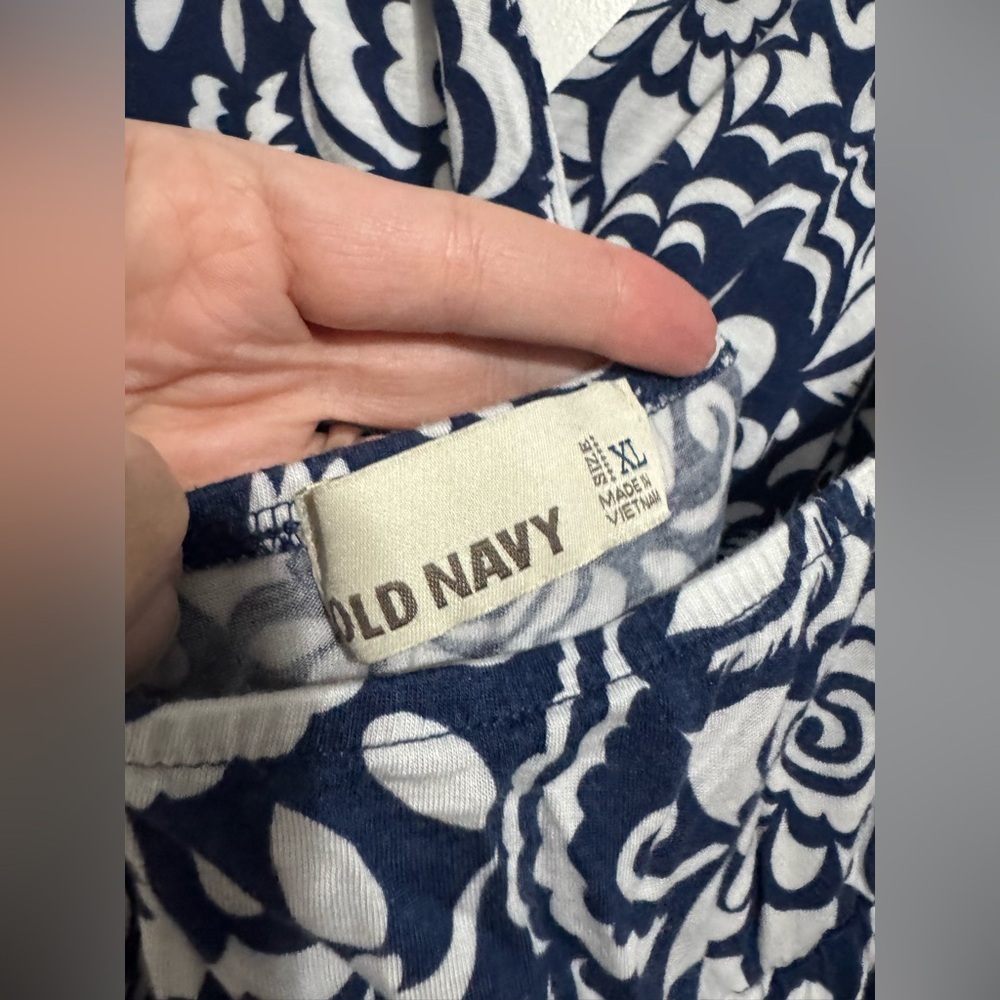 Old Navy Navy and White Floral Halter Midi Dress - Picture 4 of 6